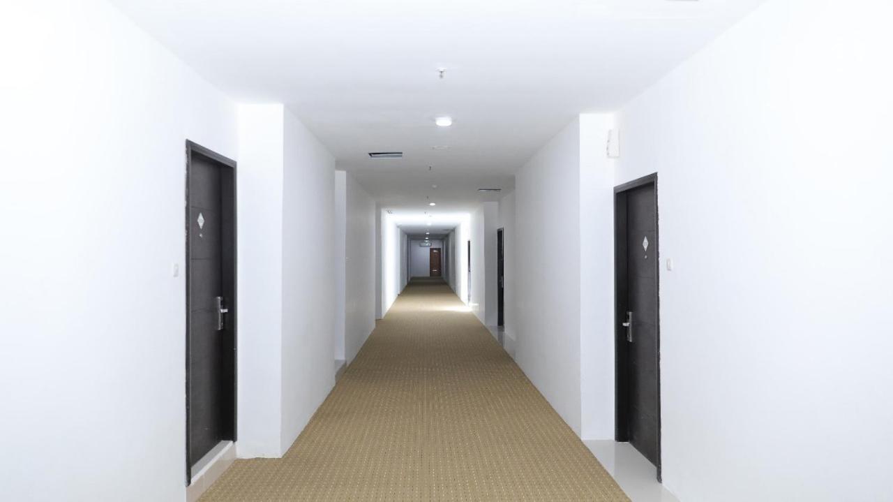 Heavenly Land Family Hotel ปาเลมบัง ภายนอก รูปภาพ