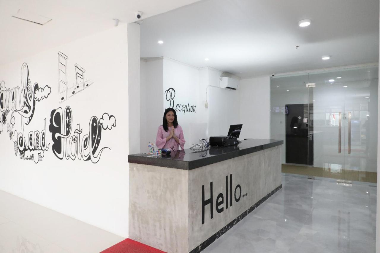 Heavenly Land Family Hotel ปาเลมบัง ภายนอก รูปภาพ